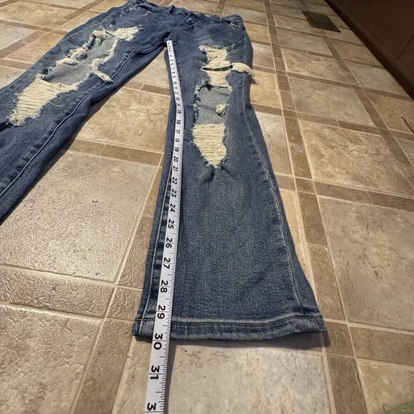 Judy Blue Straight Fit Jeans Distressed Medium Wash Stretch Size 13/31 - Picture 7 of 15